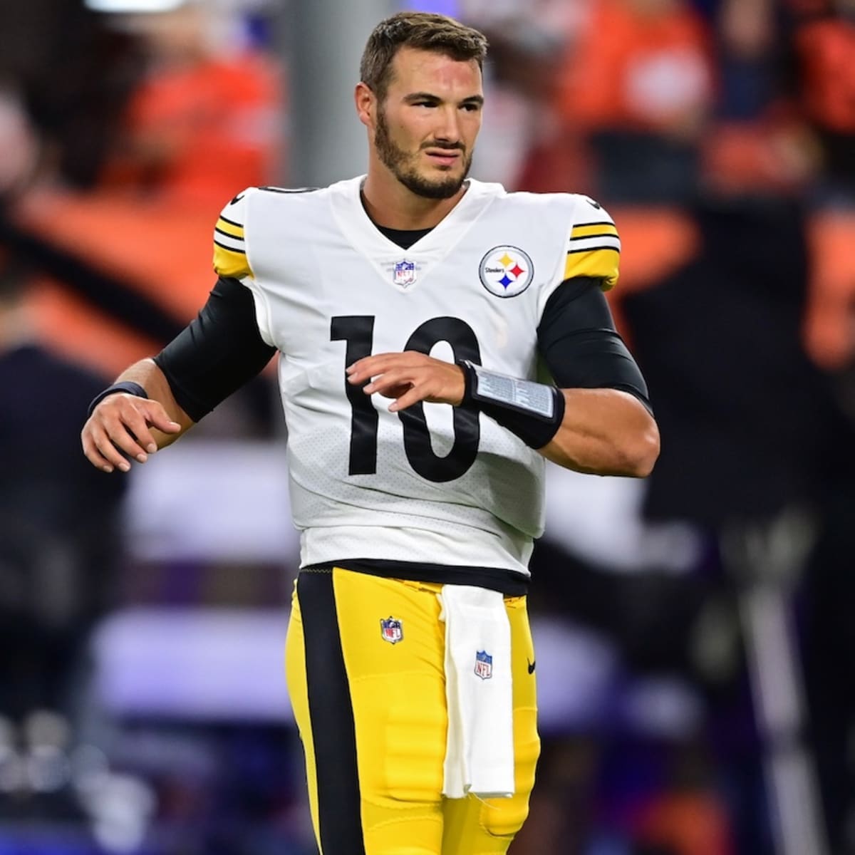 NFL Insider Expects Pittsburgh Steelers to Trade Mitch Trubisky - Sports  Illustrated Pittsburgh Steelers News, Analysis and More