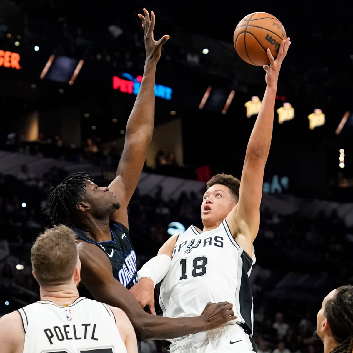 Mamukelashvili and Bassey have shined as Spurs embrace new-age NBA