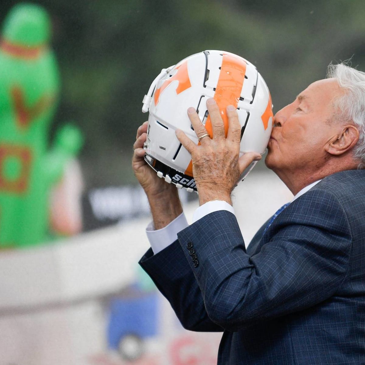 ESPN Posts Lee Corso at Meeting for Saturday's 'College GameDay' - Sports  Illustrated
