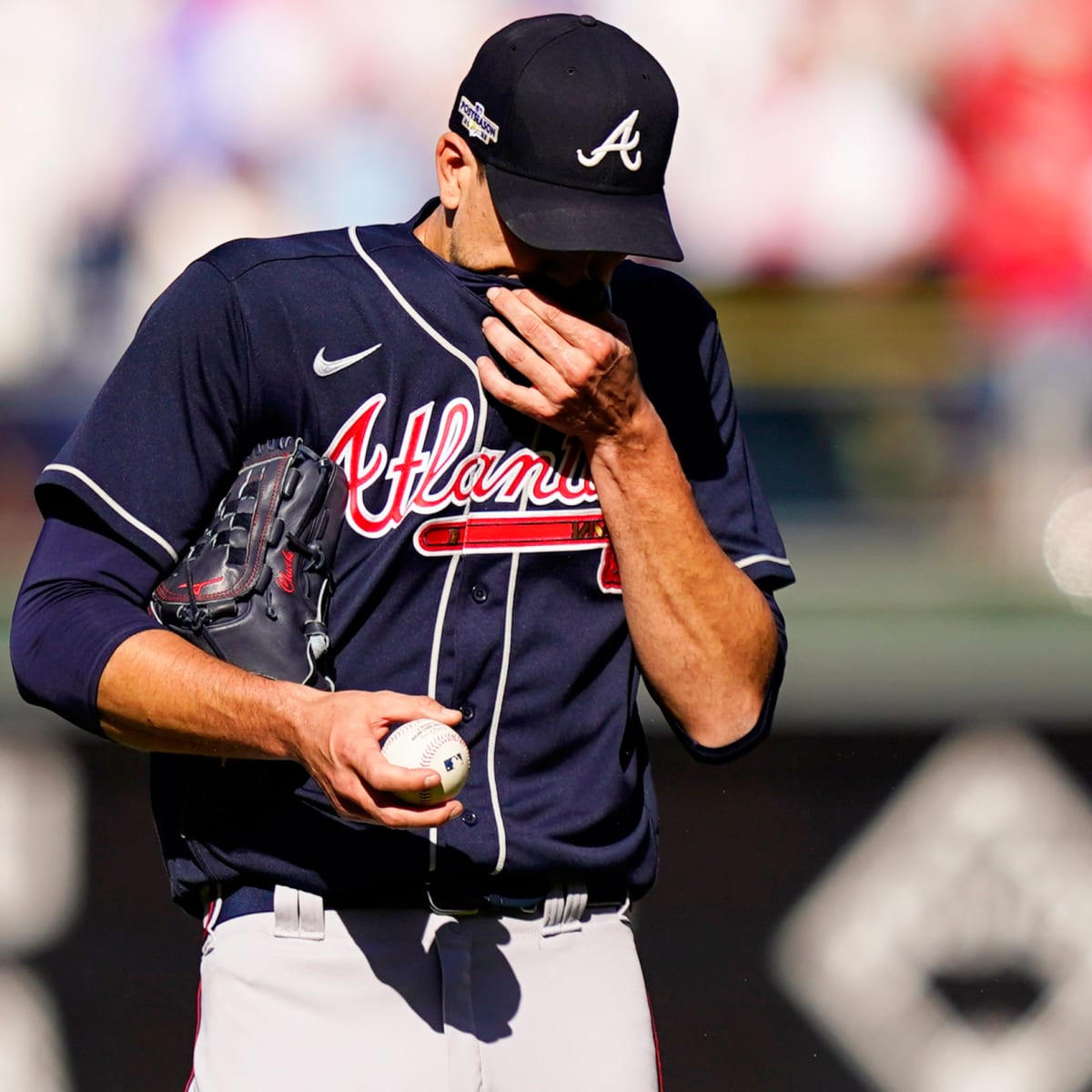 Nationals to wear lucky navy blue jerseys for all of World Series