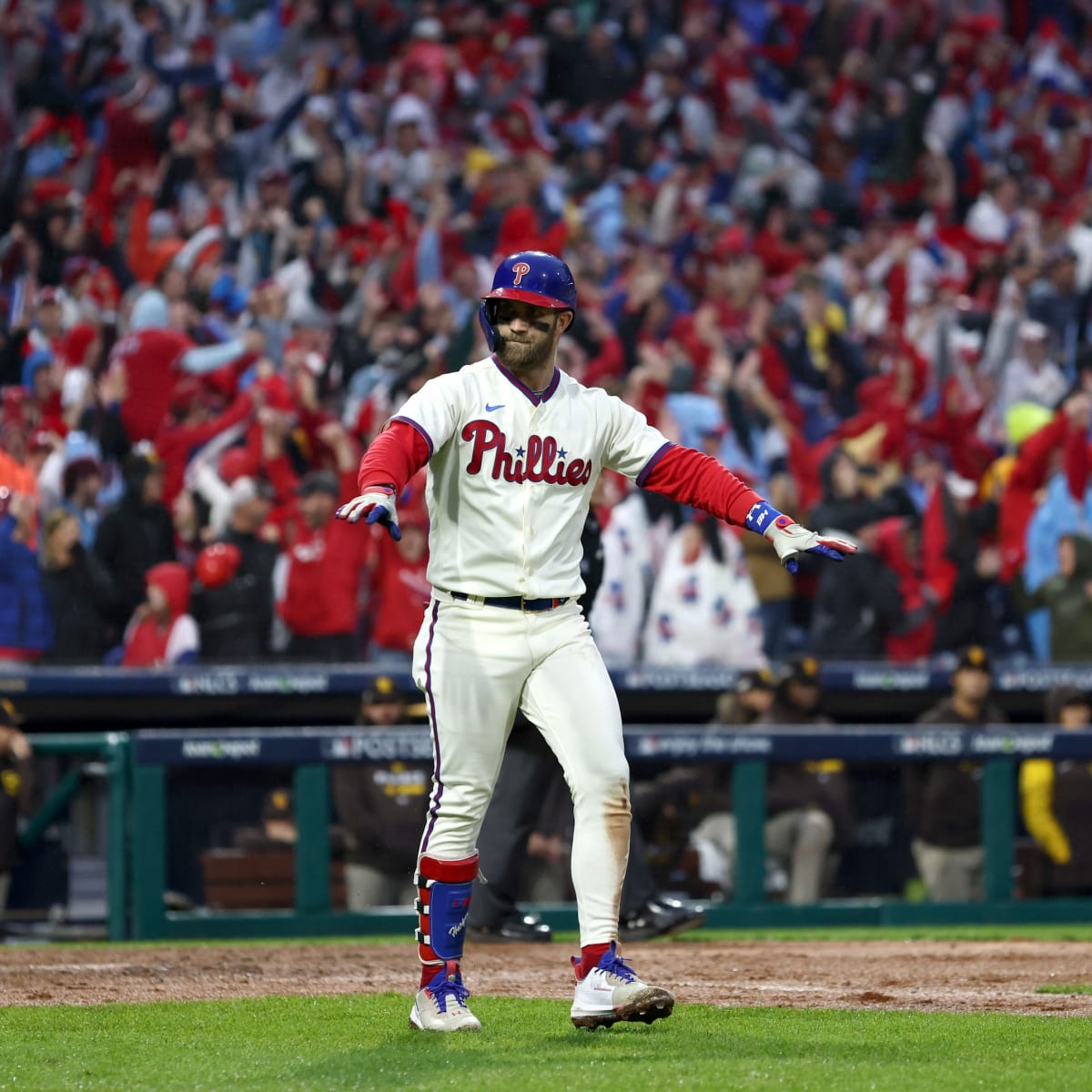 WATCH: Bryce Harper Home Run Sends Phillies to First World Series Since  2009 - Fastball