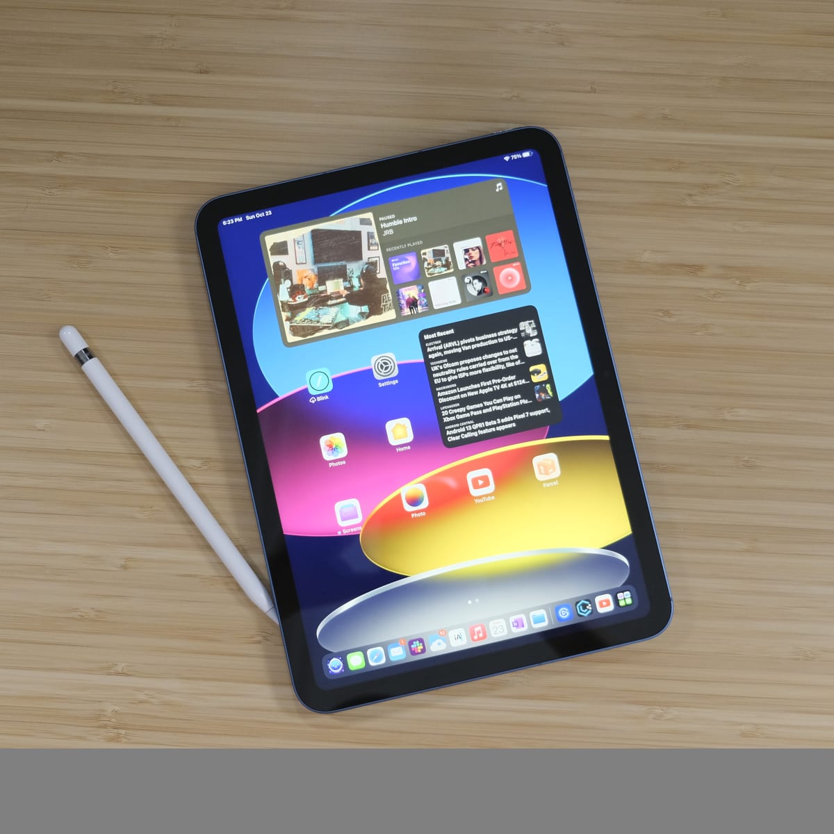 Straight A - iPad 10.9 (10th Gen) Case