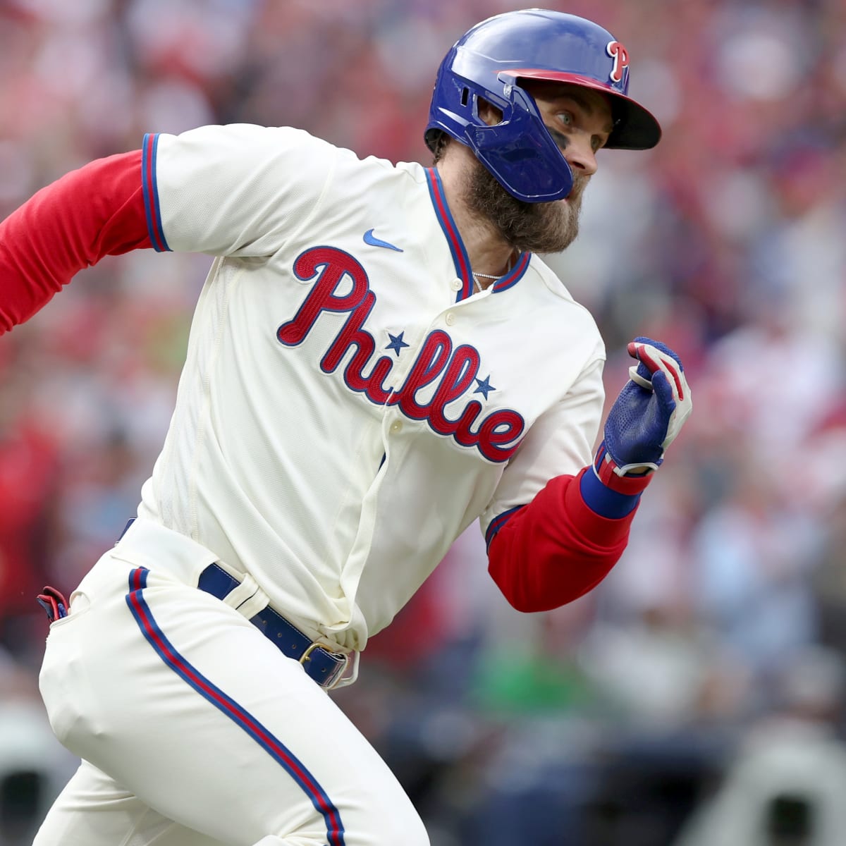 Harper, Phillies tie World Series mark with 5 HR, top Astros