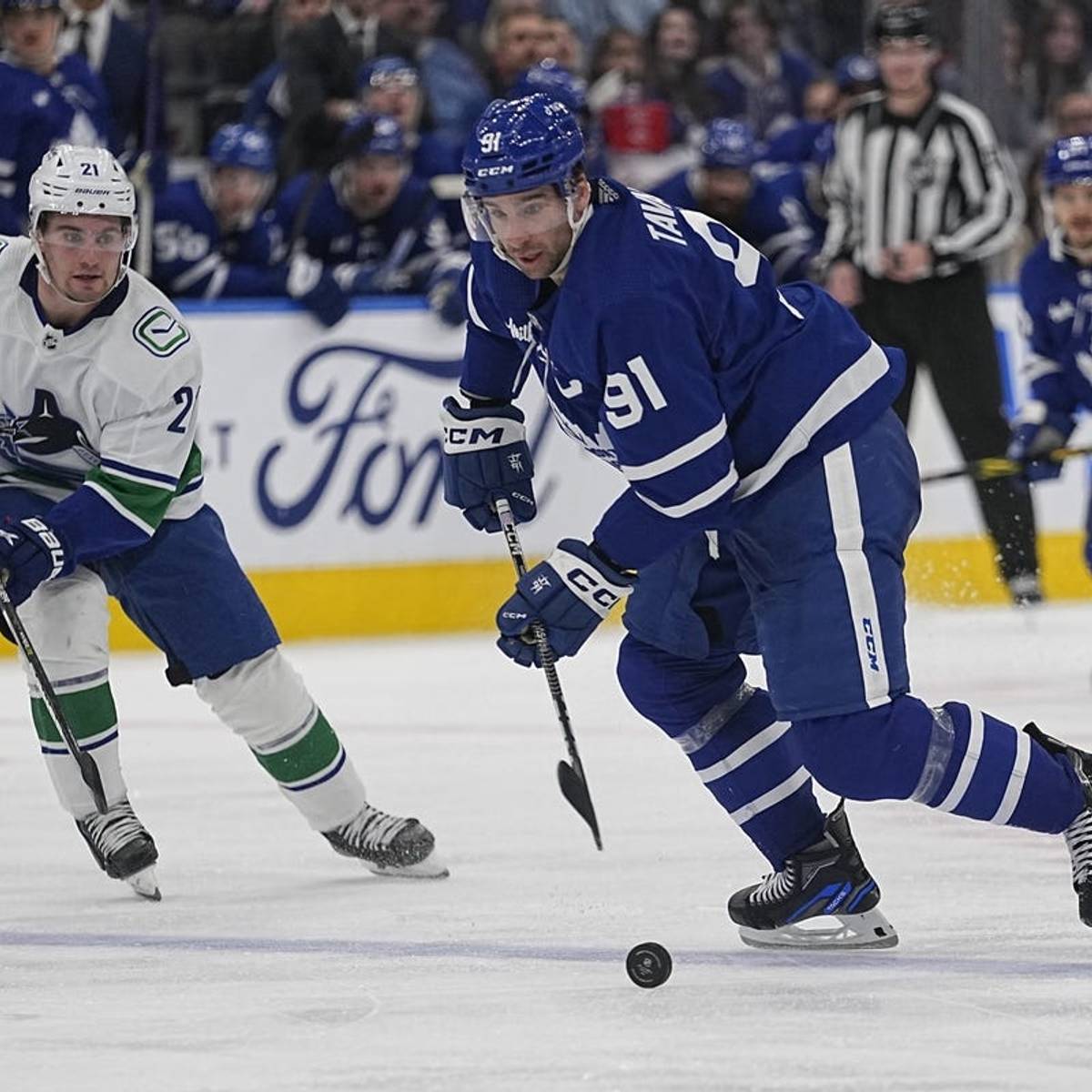 Watch NY Islanders at Toronto Maple Leafs: Stream NHL live, TV - How to  Watch and Stream Major League & College Sports - Sports Illustrated.