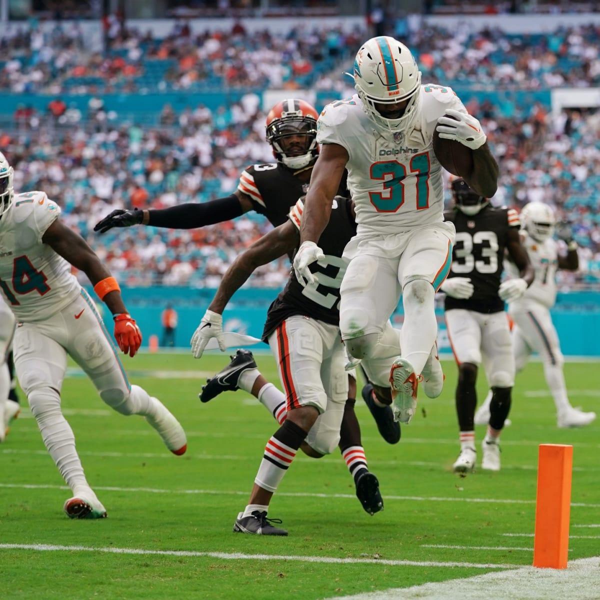 2023 Miami Dolphins Training Camp Preview: Running Backs - Sports