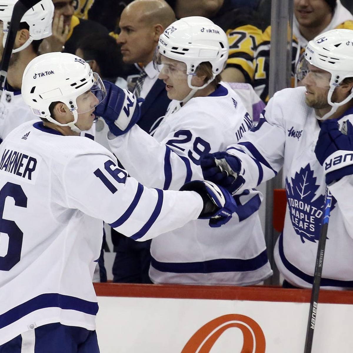 Toronto Maple Leafs vs. Buffalo Sabres: Live Stream, TV Channel, Start Time  | 11/19/2022 - How to Watch and Stream Major League & College Sports -  Sports Illustrated.