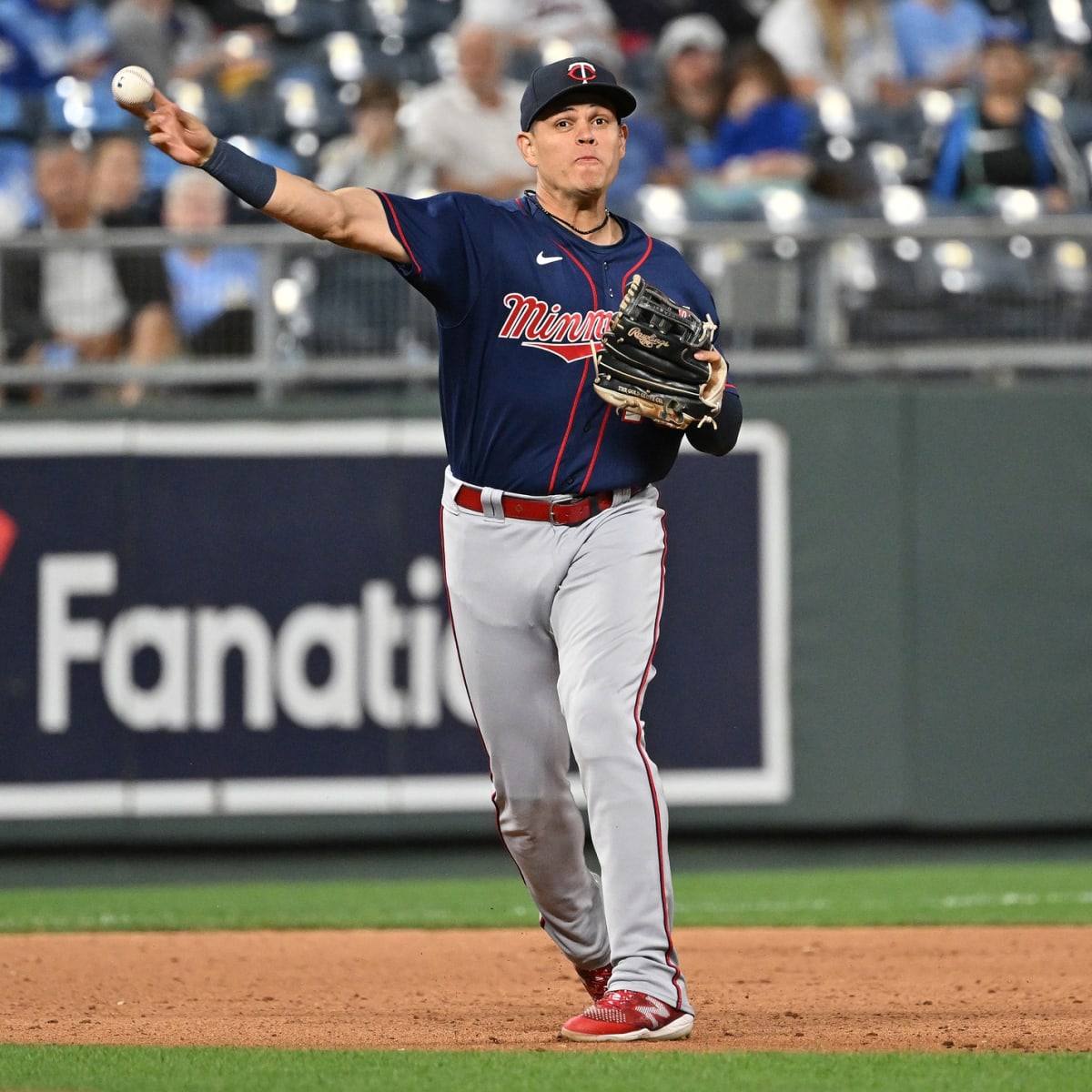 Angels News: Gio Urshela Confirms His Utility Role For 2023 - Los