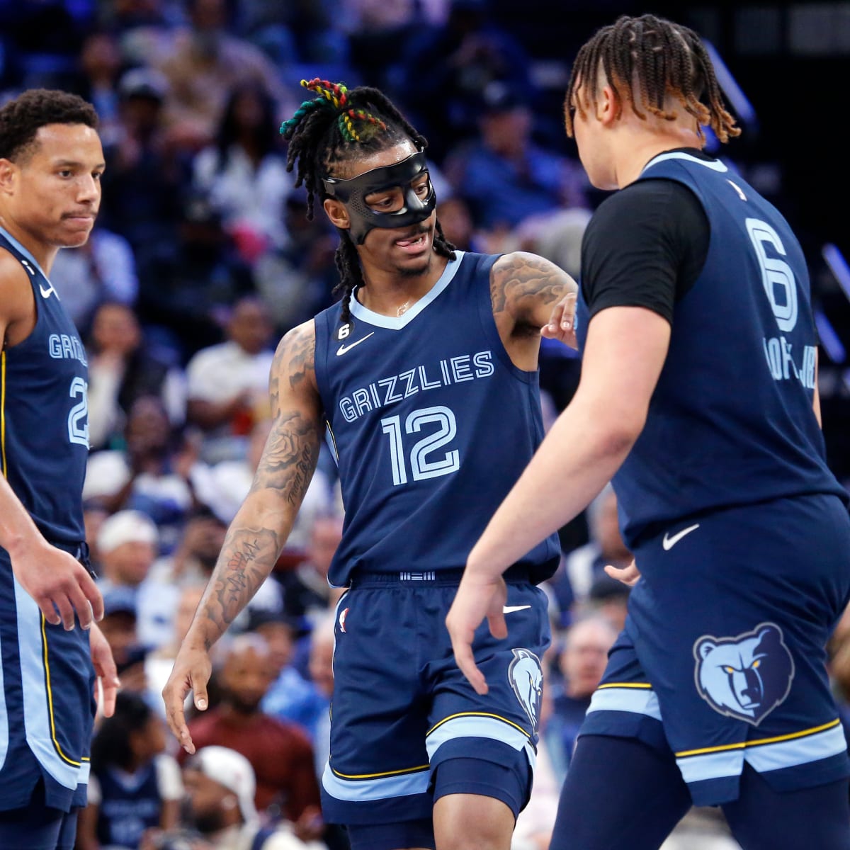 Where can the Memphis Grizzlies find minutes for Kenneth Lofton Jr. this  season?