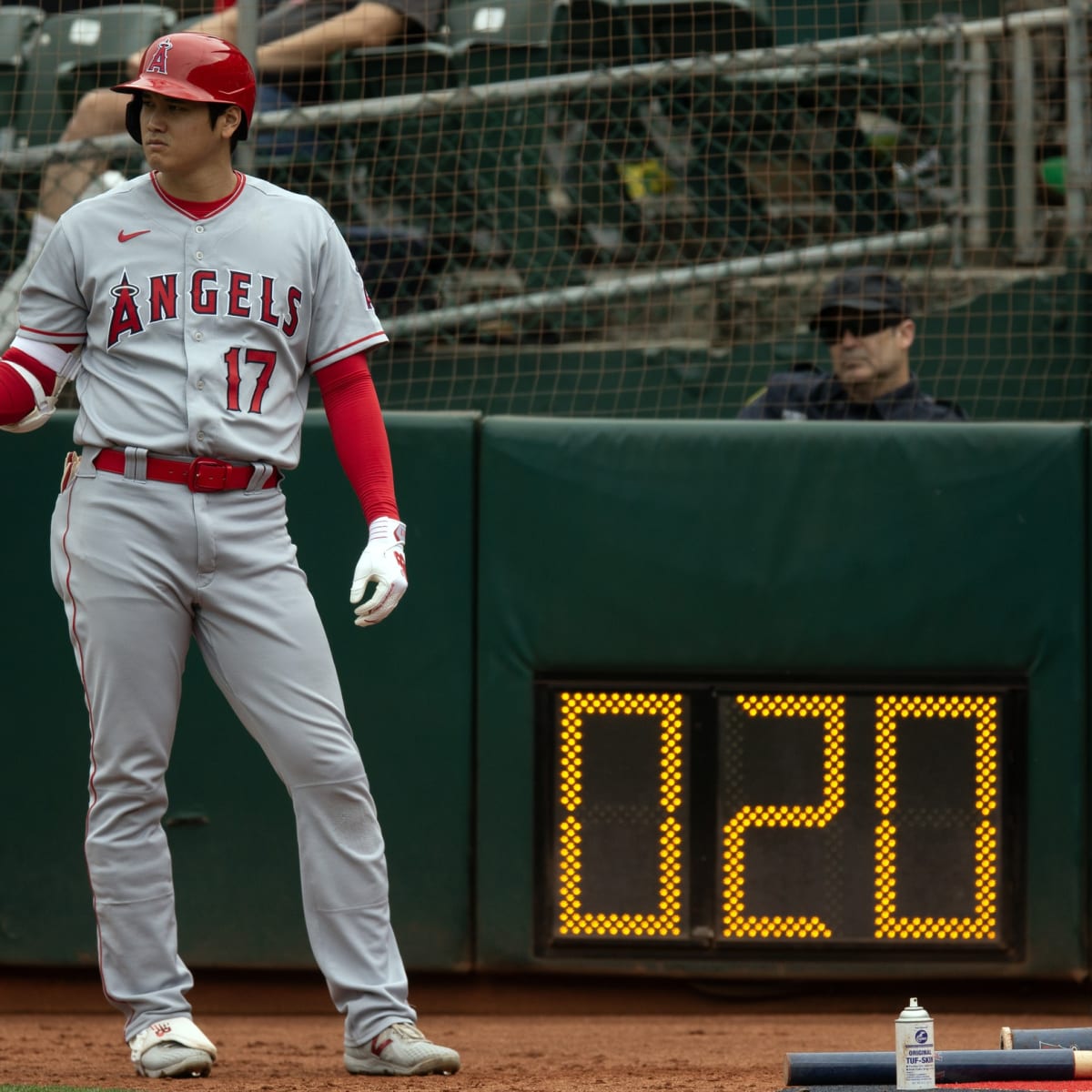 Angels star Shohei Ohtani being evaluated for oblique injury - Los