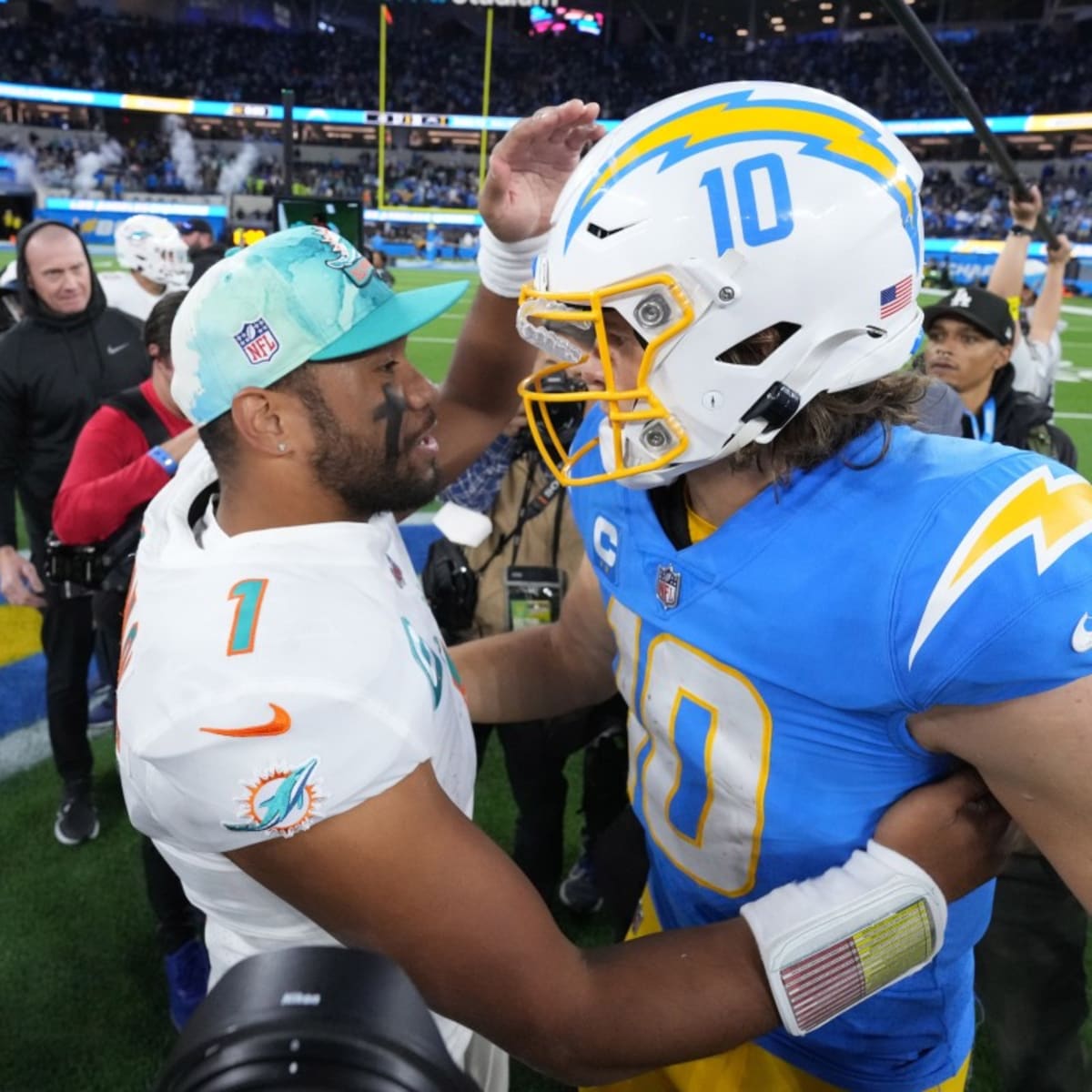 3 Reasons Why The Dolphins Beat The Chargers In Week 1 - 2023 - The  Phinsider