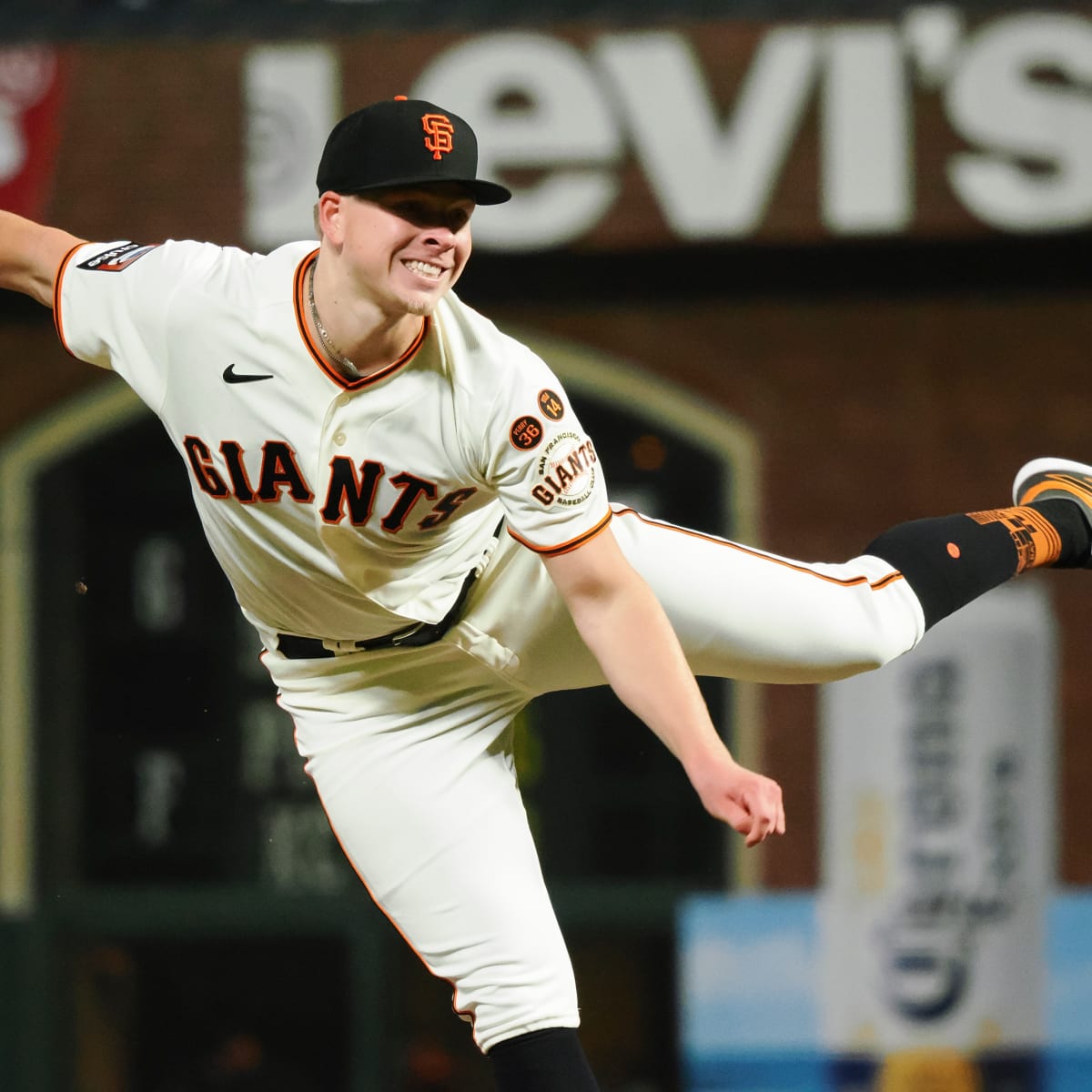 Giants' Logan Webb commits to pitch for Team USA in WBC