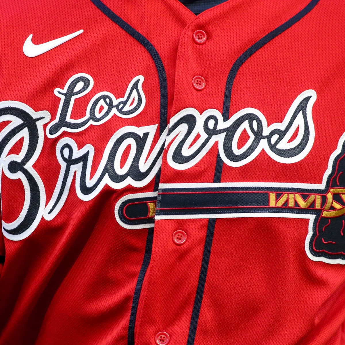 Los Bravos Atlanta Braves shirt