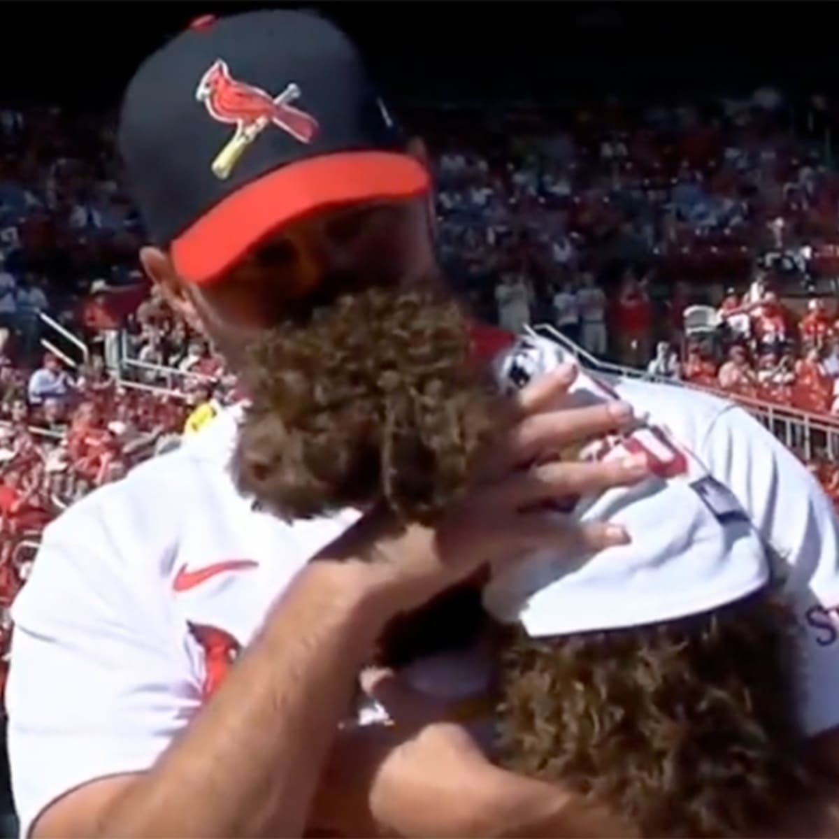 Cardinals Gave Adam Wainwright and His Family a Perfect Retirement Gift -  Sports Illustrated