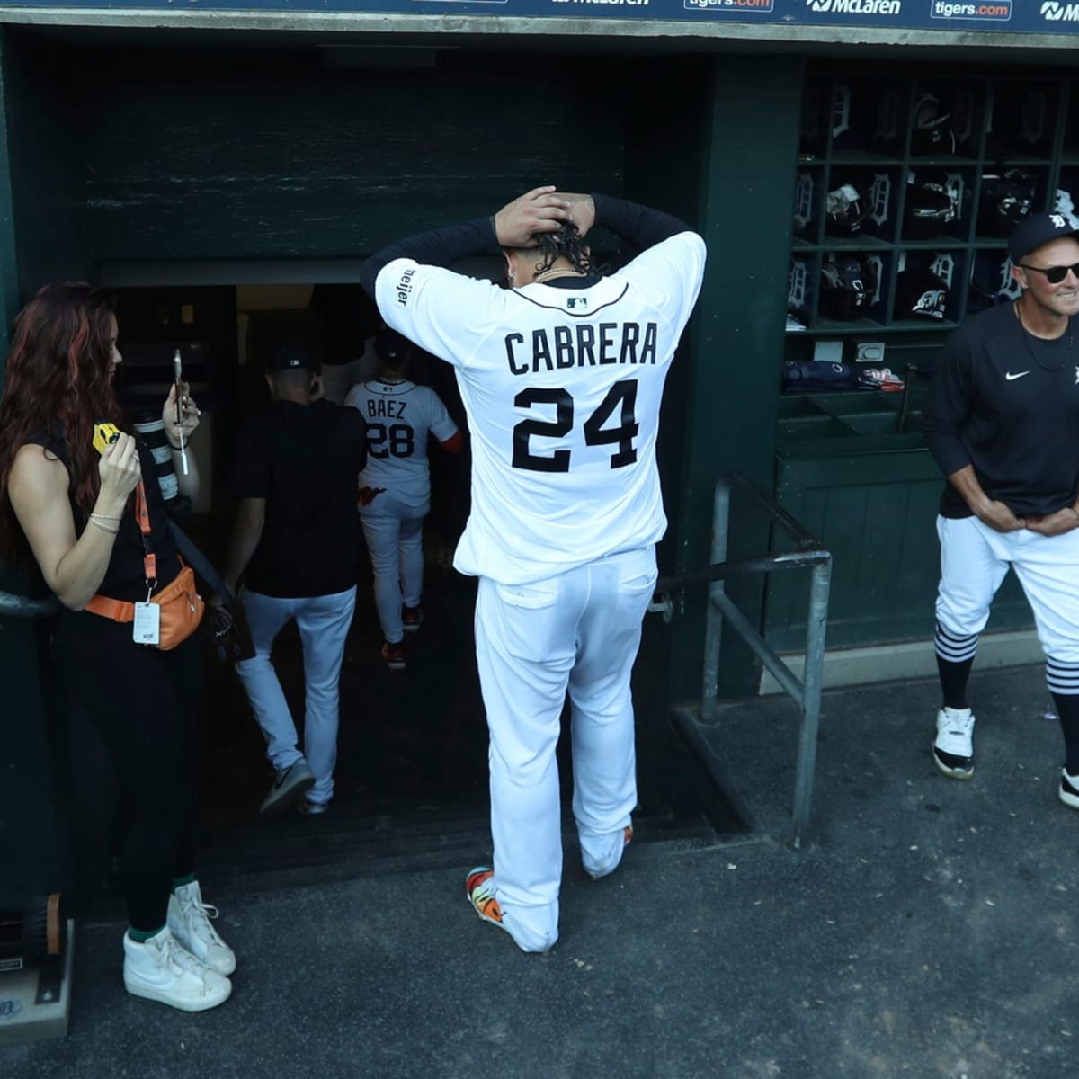 Surefire Hall of Famer Miguel Cabrera Got an Awesome Sendoff From Detroit  Tigers, Fans - Fastball