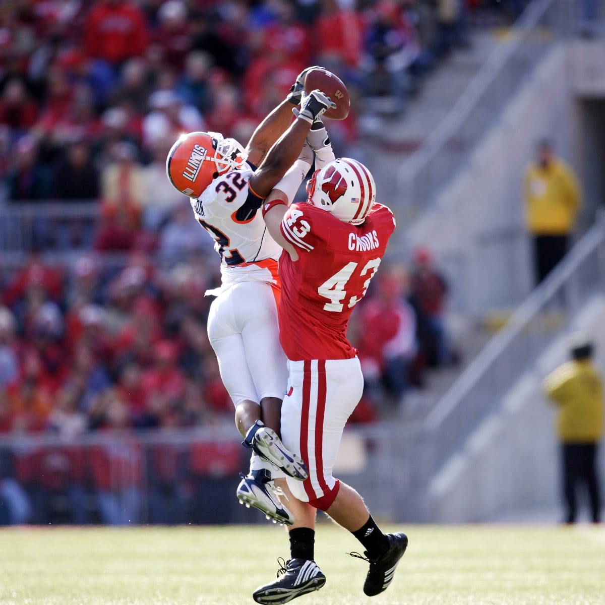 Wisconsin Football: Jake Ferguson and the Badgers' Offense - Sports  Illustrated Wisconsin Badgers News, Analysis and More