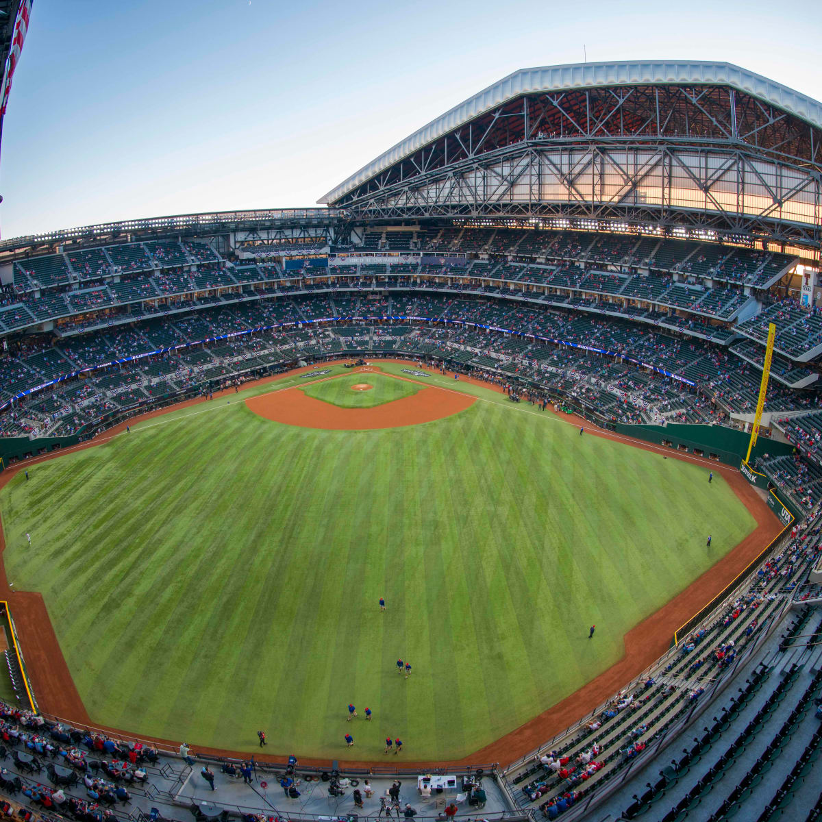 Minute Maid Park roof to be closed for World Series opener - The