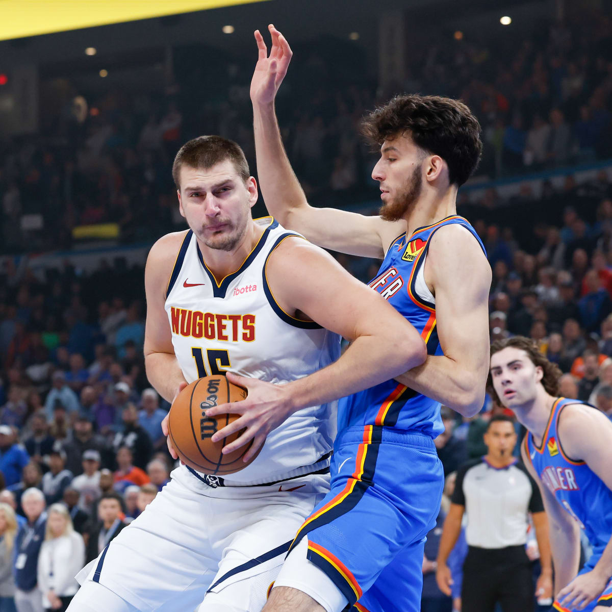 Nuggets Maintain Undefeated Streak with Dominant Victory Over Thunder