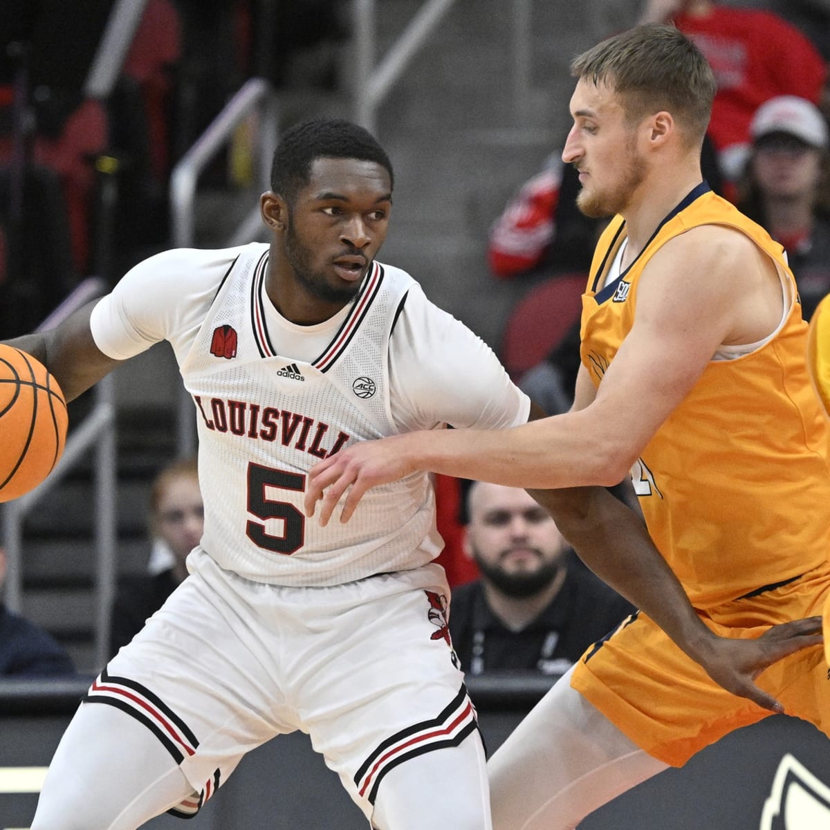 Preview: Louisville Cardinals Men's Basketball vs. Texas Longhorns - Sports  Illustrated Louisville Cardinals News, Analysis and More