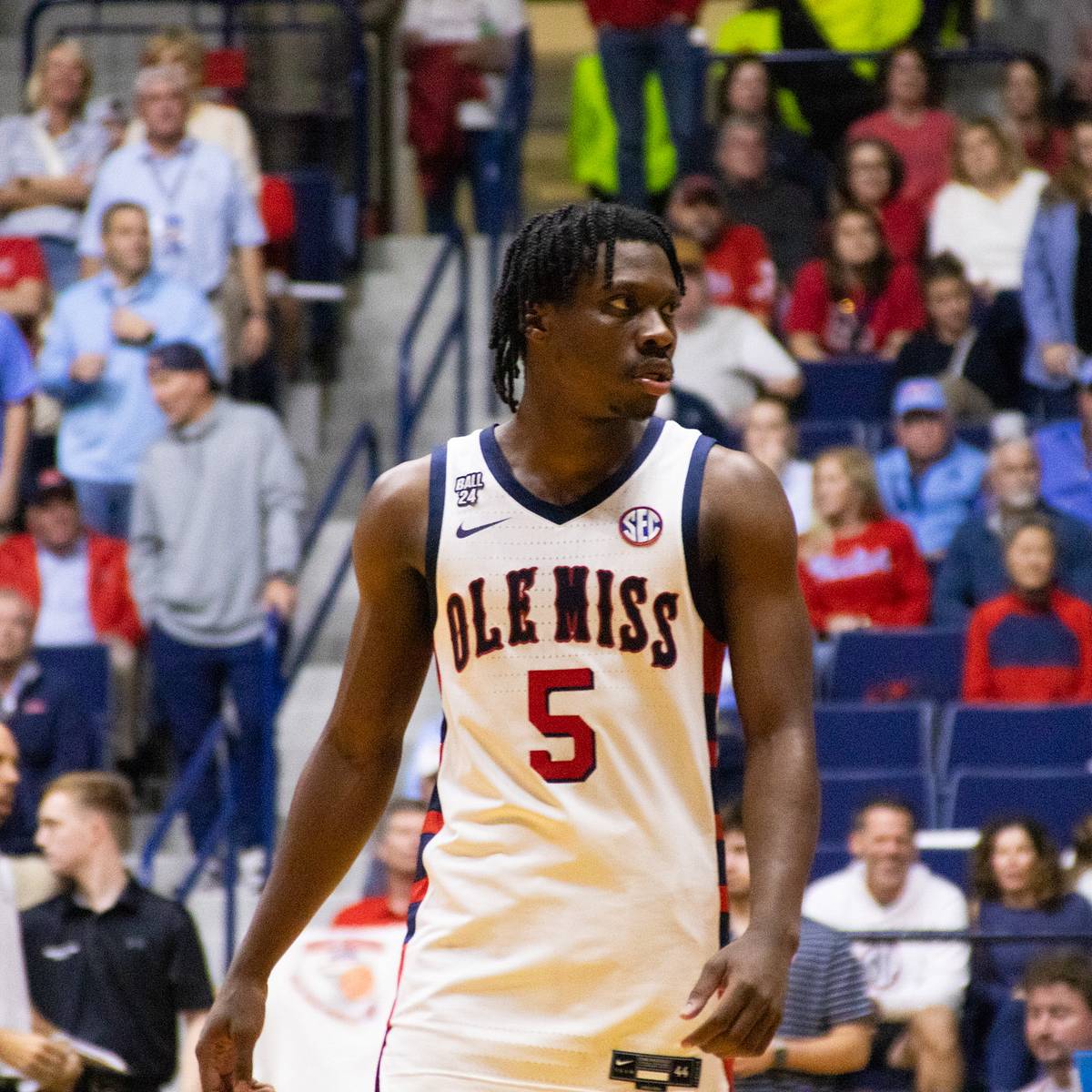 LIVE UPDATES: Ole Miss Rebels Host Texas A&M Aggies in 2024 Season Finale -  The Grove Report – Sports Illustrated at Ole Miss