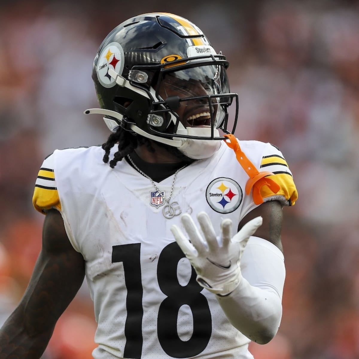 Sure-handed Steelers WR Diontae Johnson coming into his own