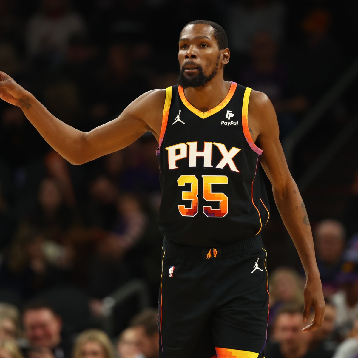 Kevin Durant's Former Teammate Says Suns Star Wants to Finish Career in  Europe - Sports Illustrated