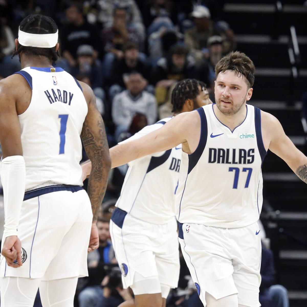 Dallas Mavericks NBA Championship result of superstar play, contributions  from role players 