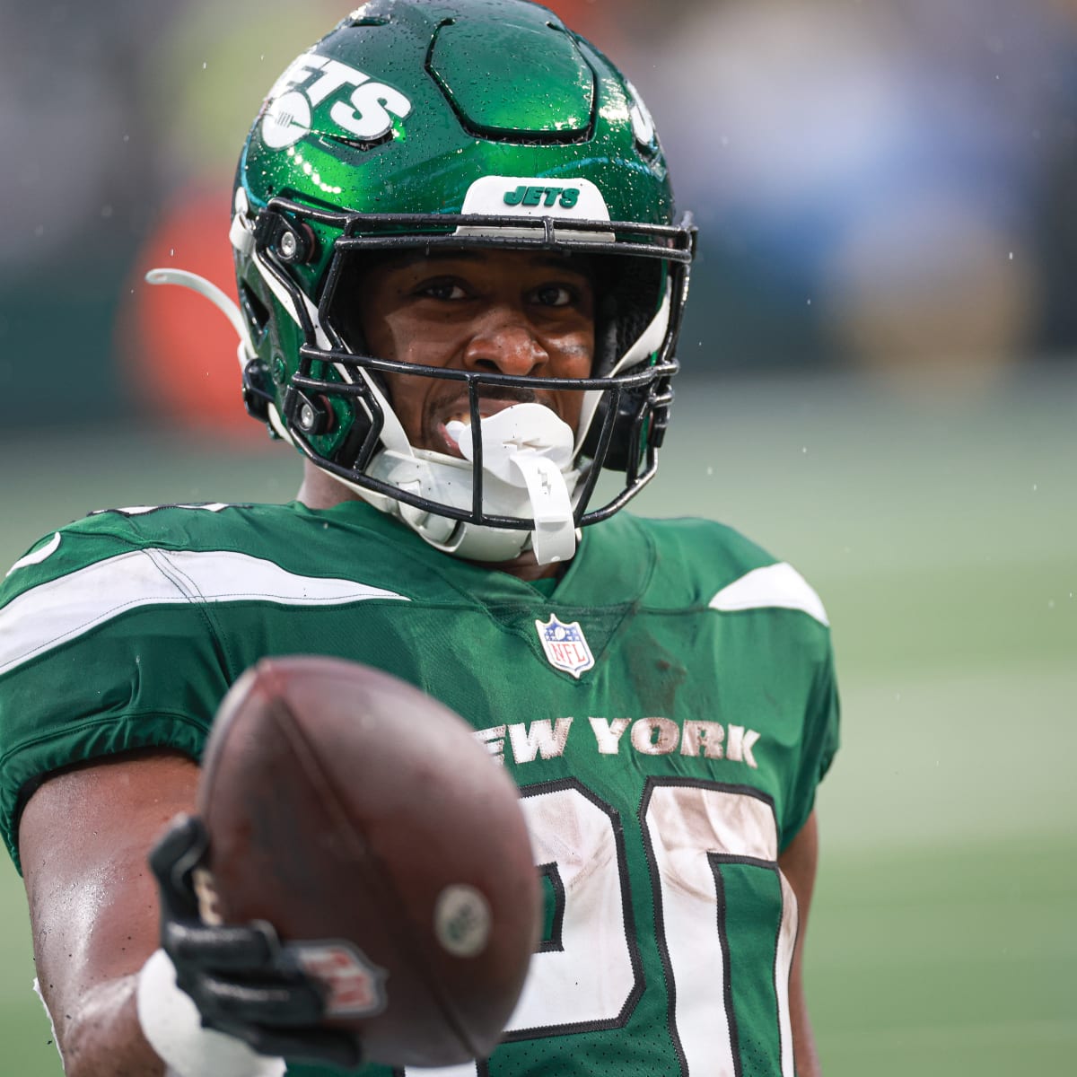 Jets' RB Breece Hall Responds After Being Snubbed for NFL Comeback Award -  Sports Illustrated New York Jets News, Analysis and More