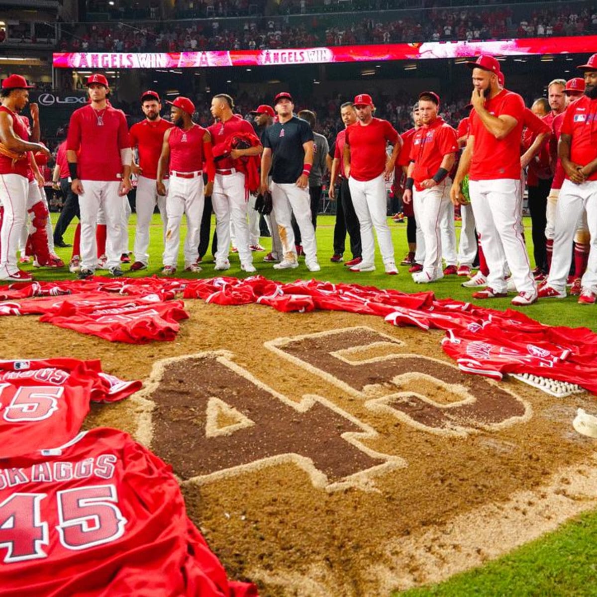 Tyler Skaggs to be honored by nine players during Players' Weekend