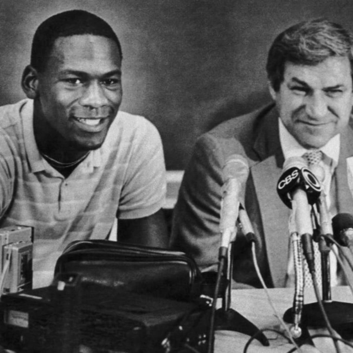 UNC Basketball: Roy Williams on the Huddle that Led to Michael Jordan's  Iconic '82 Shot - Sports Illustrated North Carolina Tarheels News, Analysis  and More