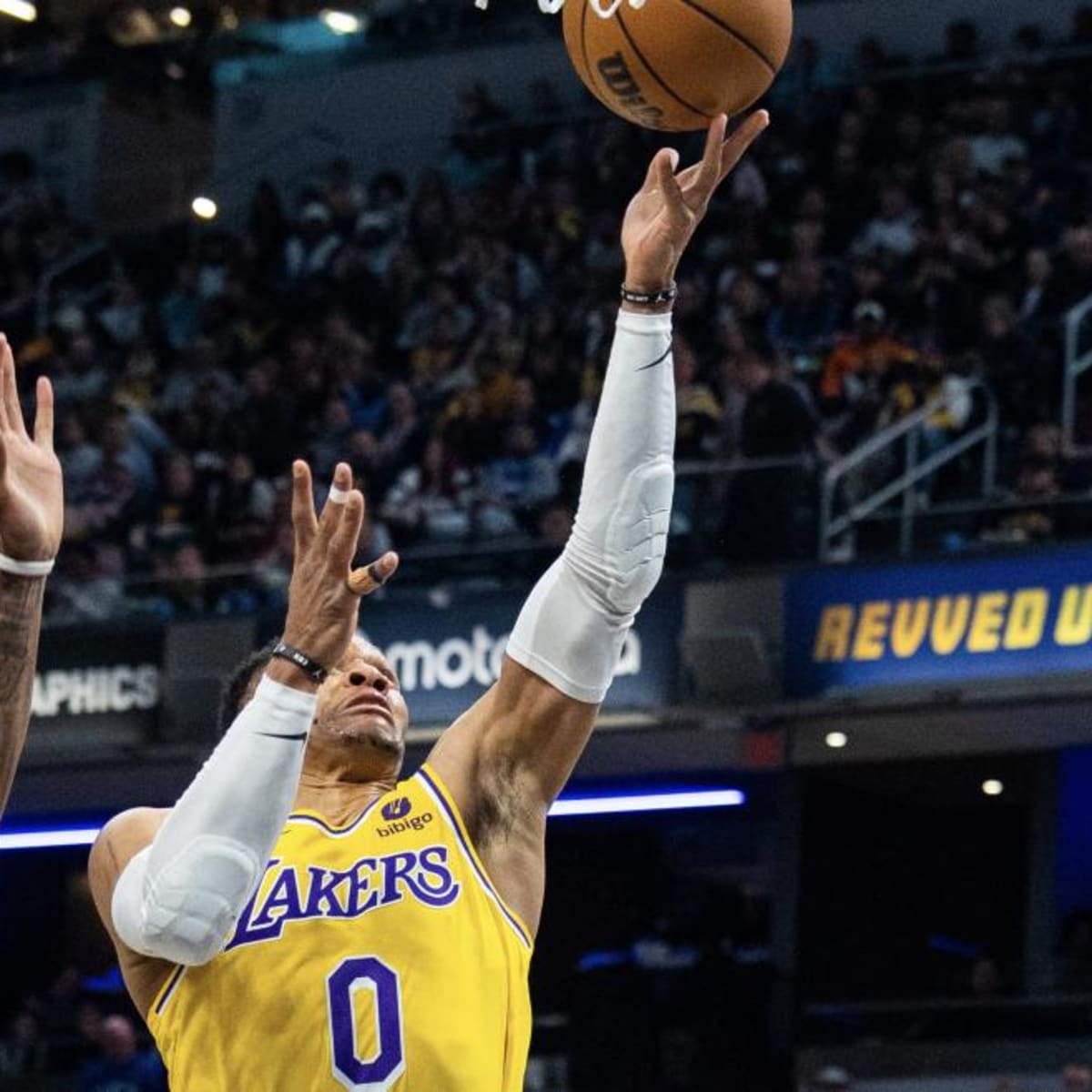 Lakers cook up a three-way D'Angelo Russell-Russell Westbrook-Mike Conley  trade