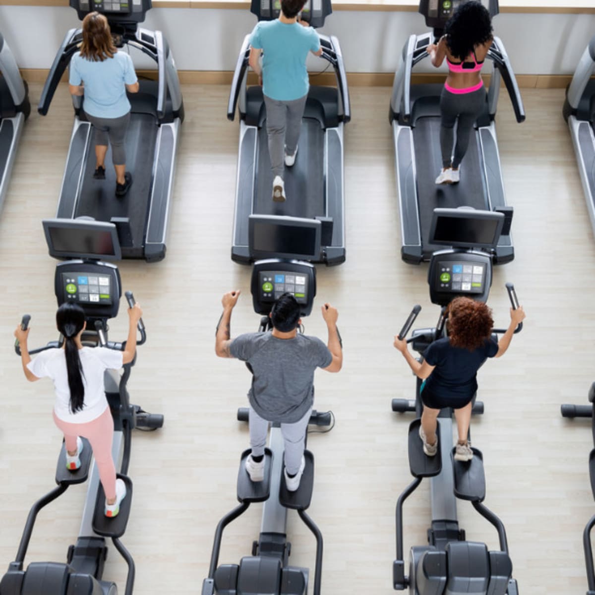 Elliptical vs Treadmill: Which Is Best for You? - Sports Illustrated