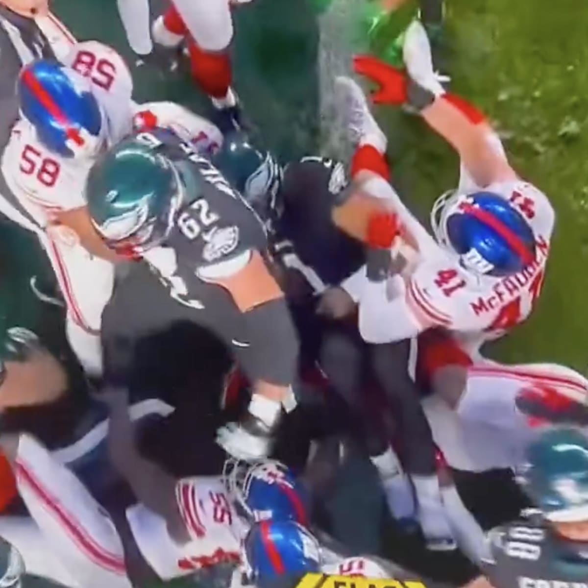 Jason Kelce Had a Heated Moment With Giants After Eagles' Tush Push TD -  Sports Illustrated