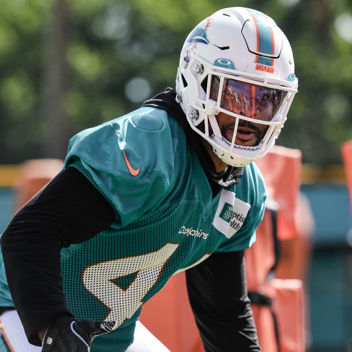 Dolphins Re-Sign Another Free Agent - Sports Illustrated Miami ...