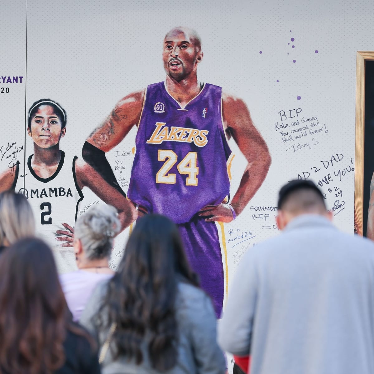 Kobe bryant daughters hot sale basketball