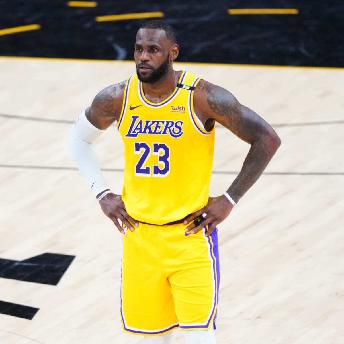 LeBron James jersey number: Lakers star to don No. 6 next season ...