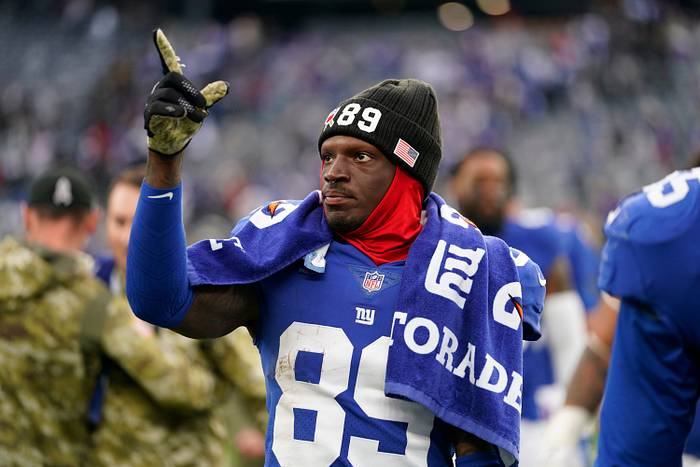 New York Giants wide receiver Kadarius Toney (89) points to the crowd after the Giants' 23-16 win over the Las Vegas Raiders at MetLife Stadium on Sunday, Nov. 7, 2021, in East Rutherford.