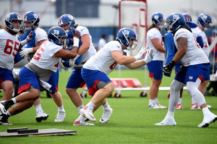 New York Giants center Evan Brown, second from right, and the offensive line practice during Giants OTAs on Tuesday, June 11, 2019, in East Rutherford.