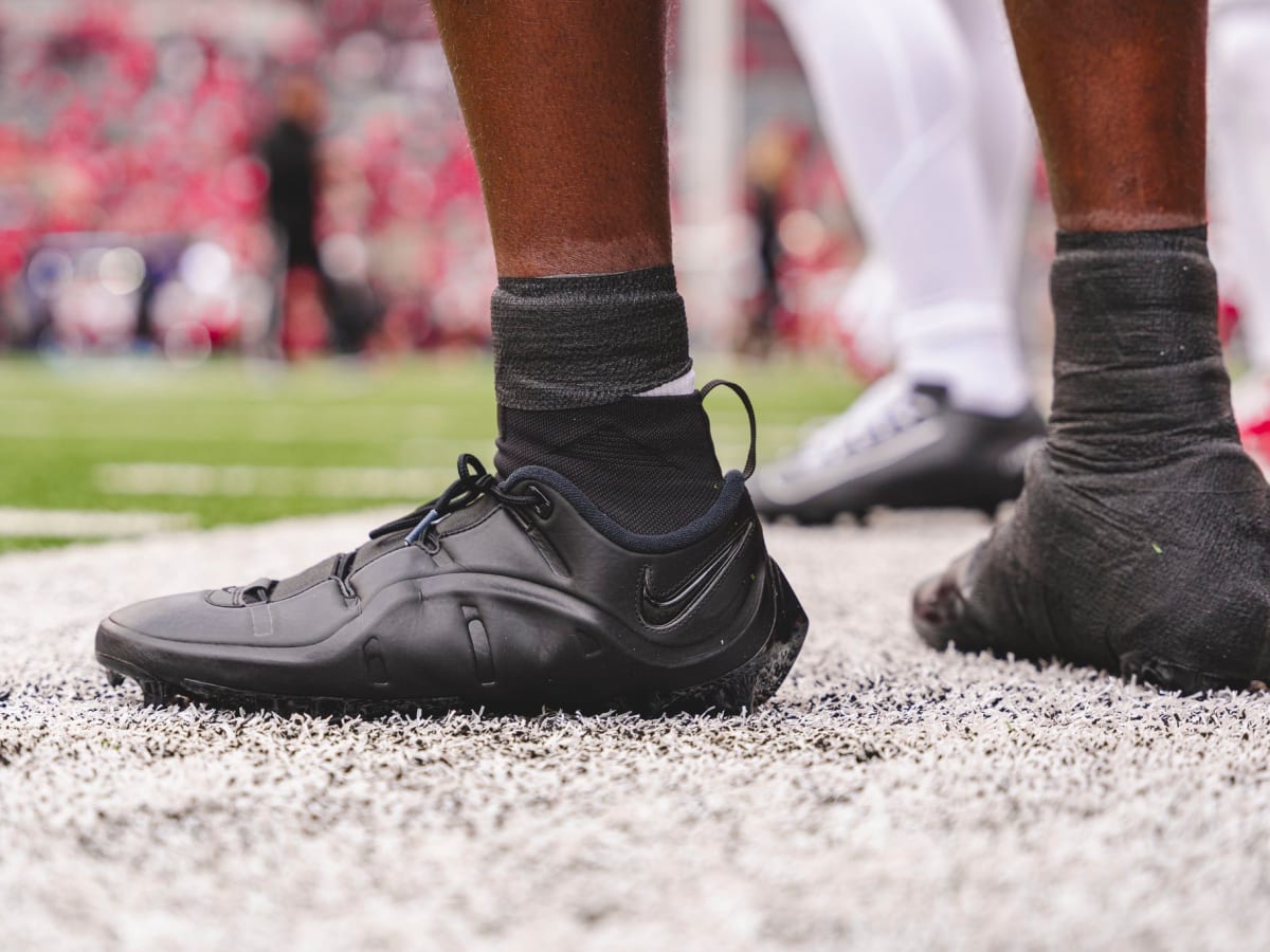 LeBron James reacts to Ohio State WR Marvin Harrison Jr. wearing Louis  Vuitton cleats