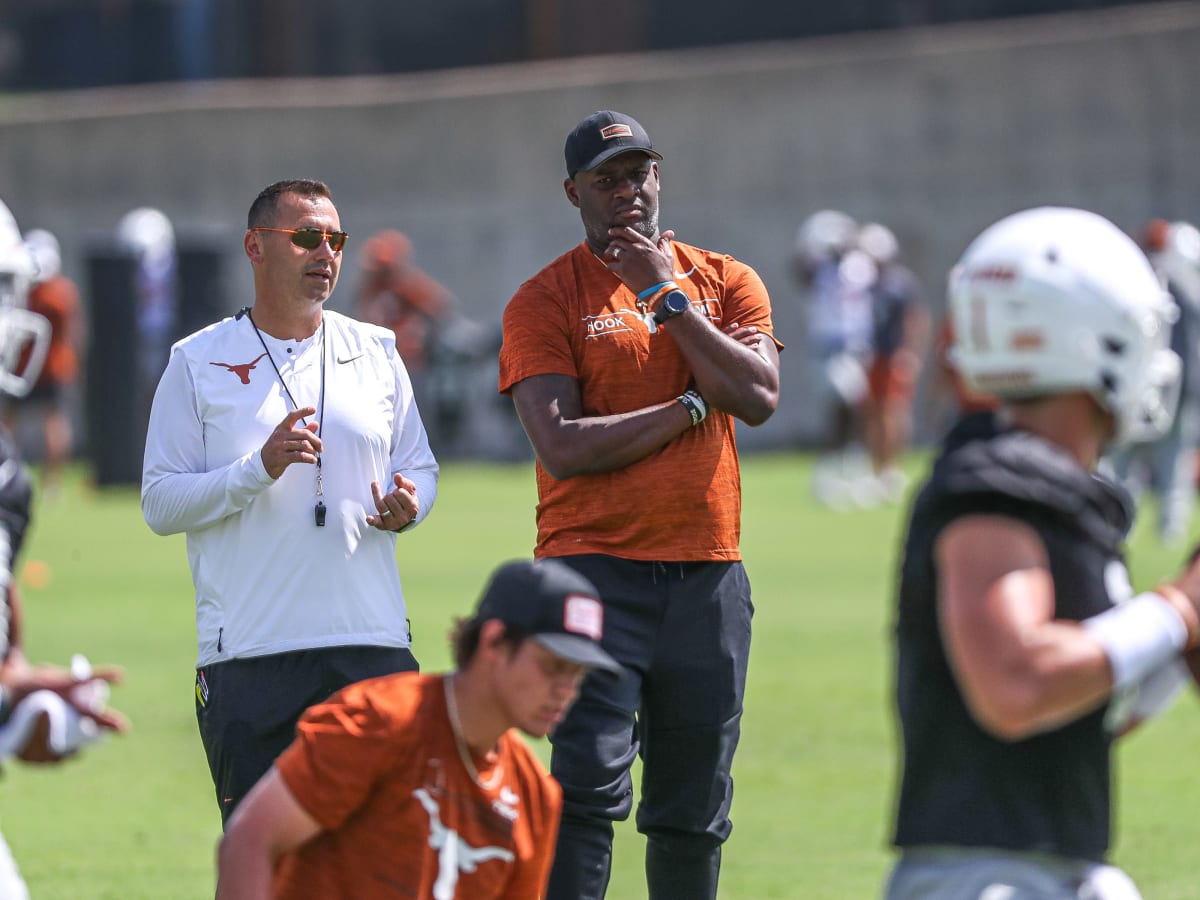 Texas Longhorns D.J. Campbell To Start At Right Guard Over Cole Hutson -  Sports Illustrated Texas Longhorns News, Analysis and More