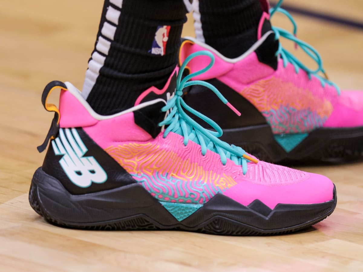 Check out Spurs' Vassell's custom Fiesta-themed sneakers