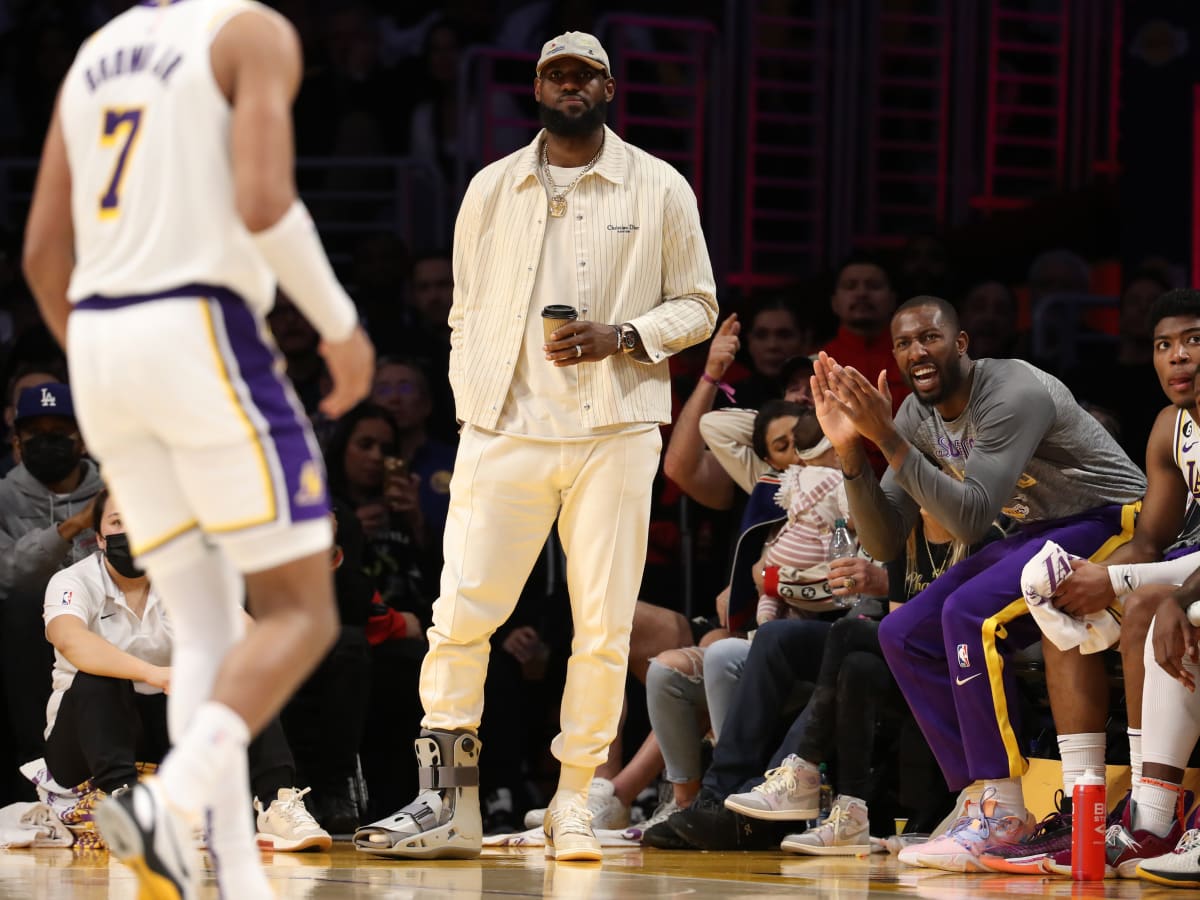 lebron james dunks shoes