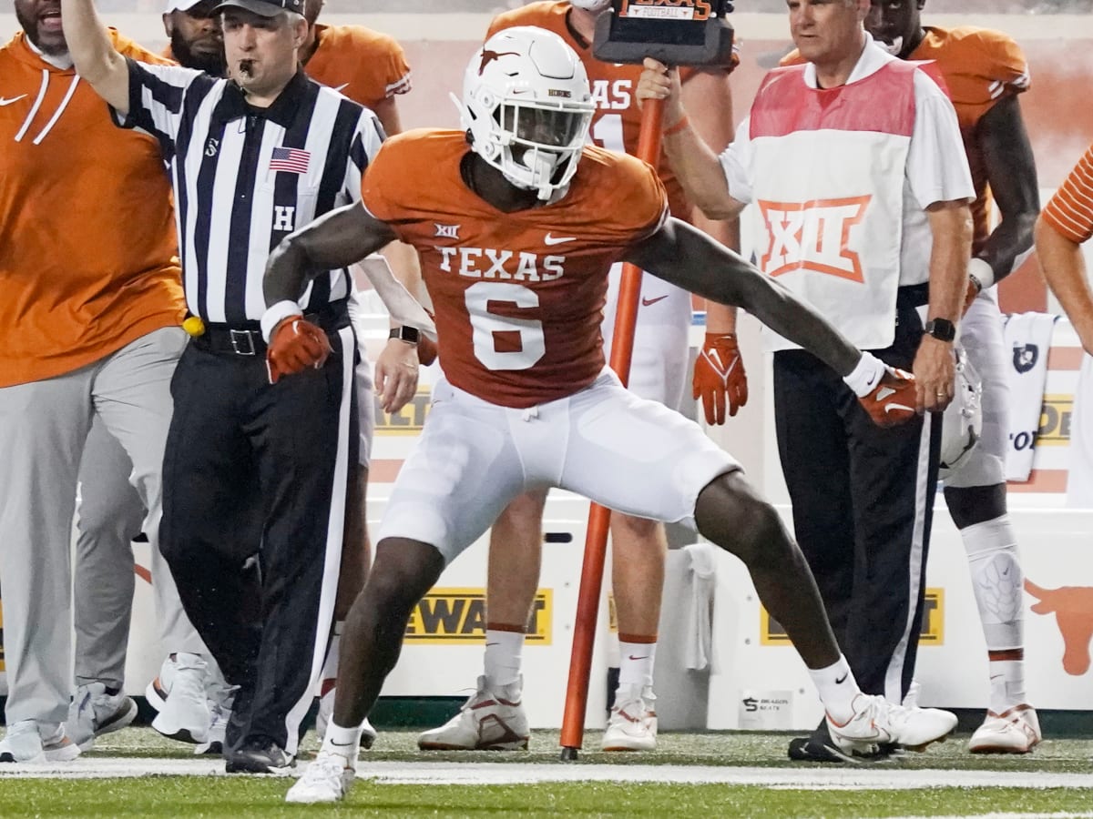 Texas Longhorns CB Ryan Watts Impacts Longhorns Defense, Even If Not Intercepting Passes - Sports Illustrated Texas Longhorns News, Analysis and More
