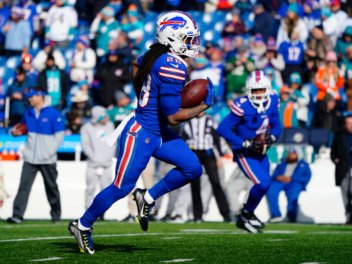 Buffalo Bills RB James Cook Enters Rookie Record Books with TD vs. Miami  Dolphins - Sports Illustrated Buffalo Bills News, Analysis and More