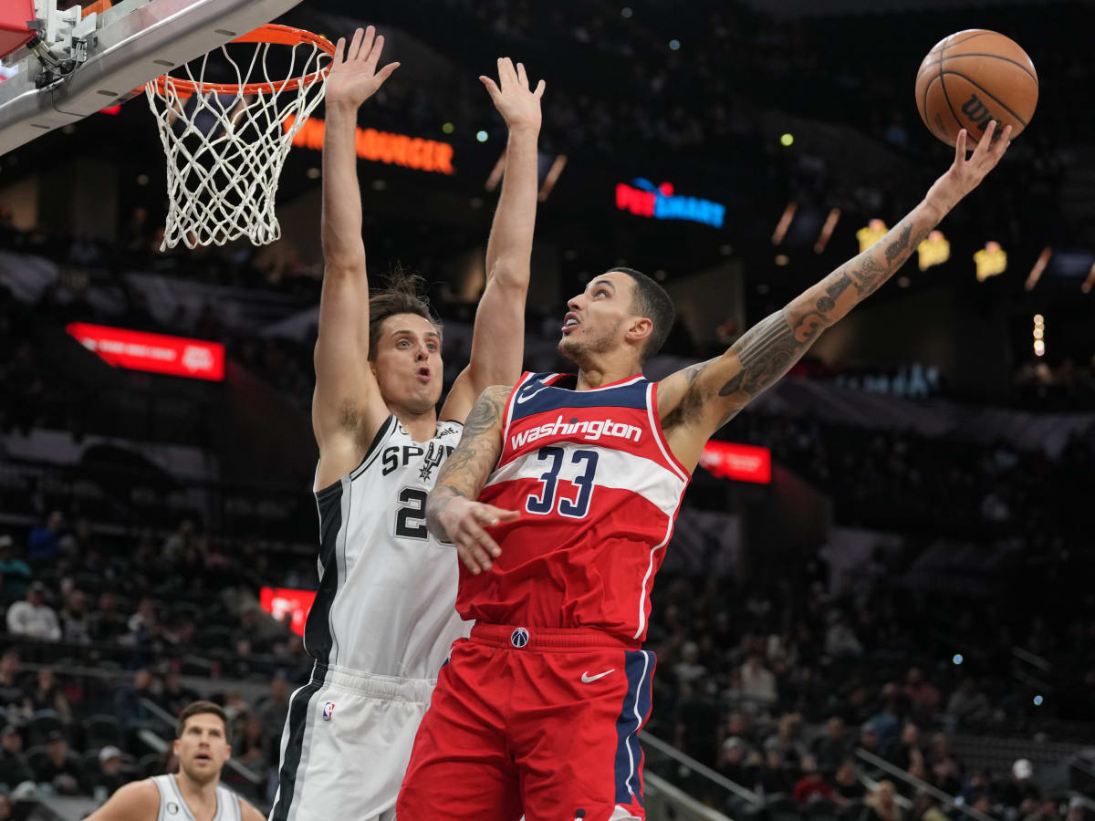 NBA: San Antonio Spurs continue hot form, Washington Wizards shock