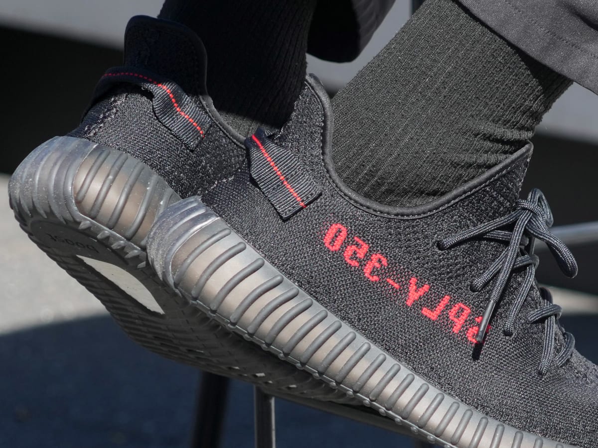 gentage Gurgle udsultet Is it Possible to Wear Yeezy Shoes & Not Support Kanye West? - Sports  Illustrated FanNation Kicks News, Analysis and More
