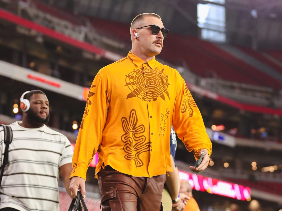 fashion travis kelce outfit