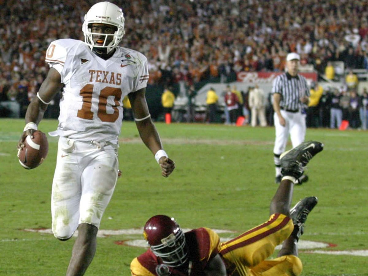 Vince Young, Jacob Green named to College Football Hall of Fame