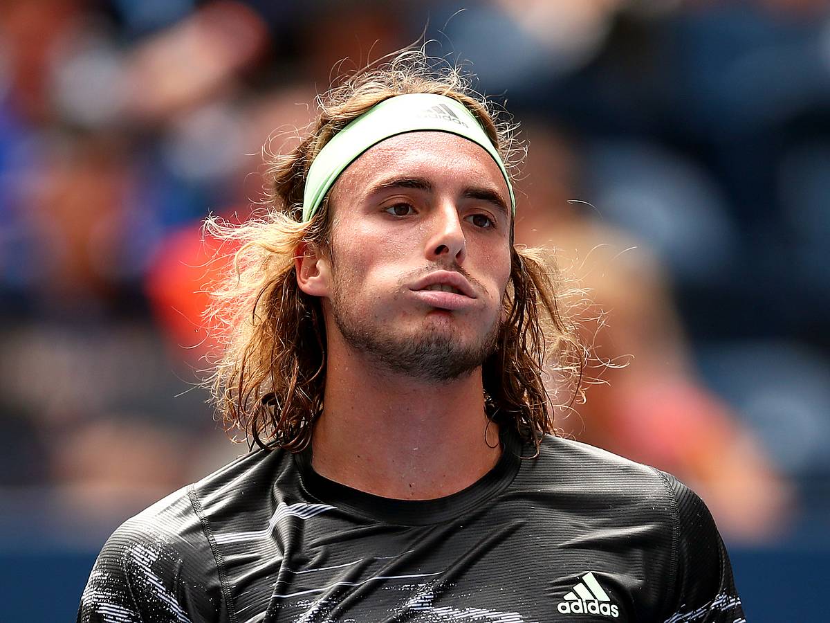stefanos-tsitsipas-french-weirdojpg.jpg