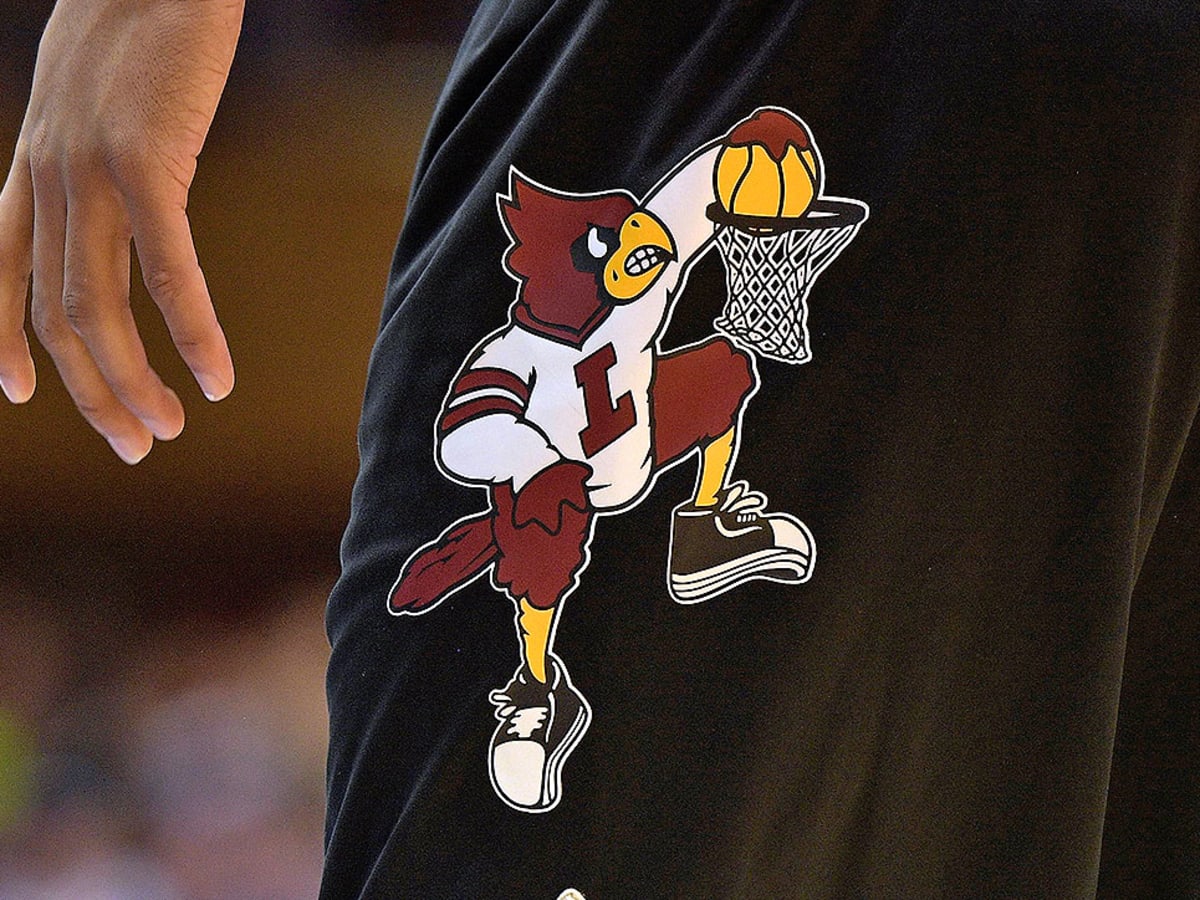 Louisville Cardinals Basketball Black Game Used Dunking Bird Throwback  Shorts M