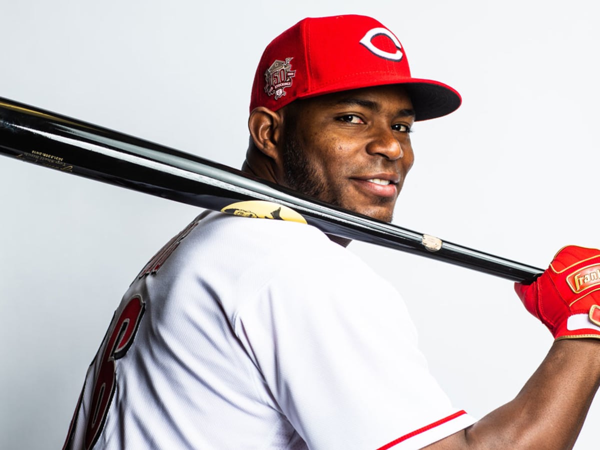 ESPN on X: The Reds wore sleeveless throwbacks on Sunday. Yasiel Puig's  worked his whole life for this moment 💪  / X